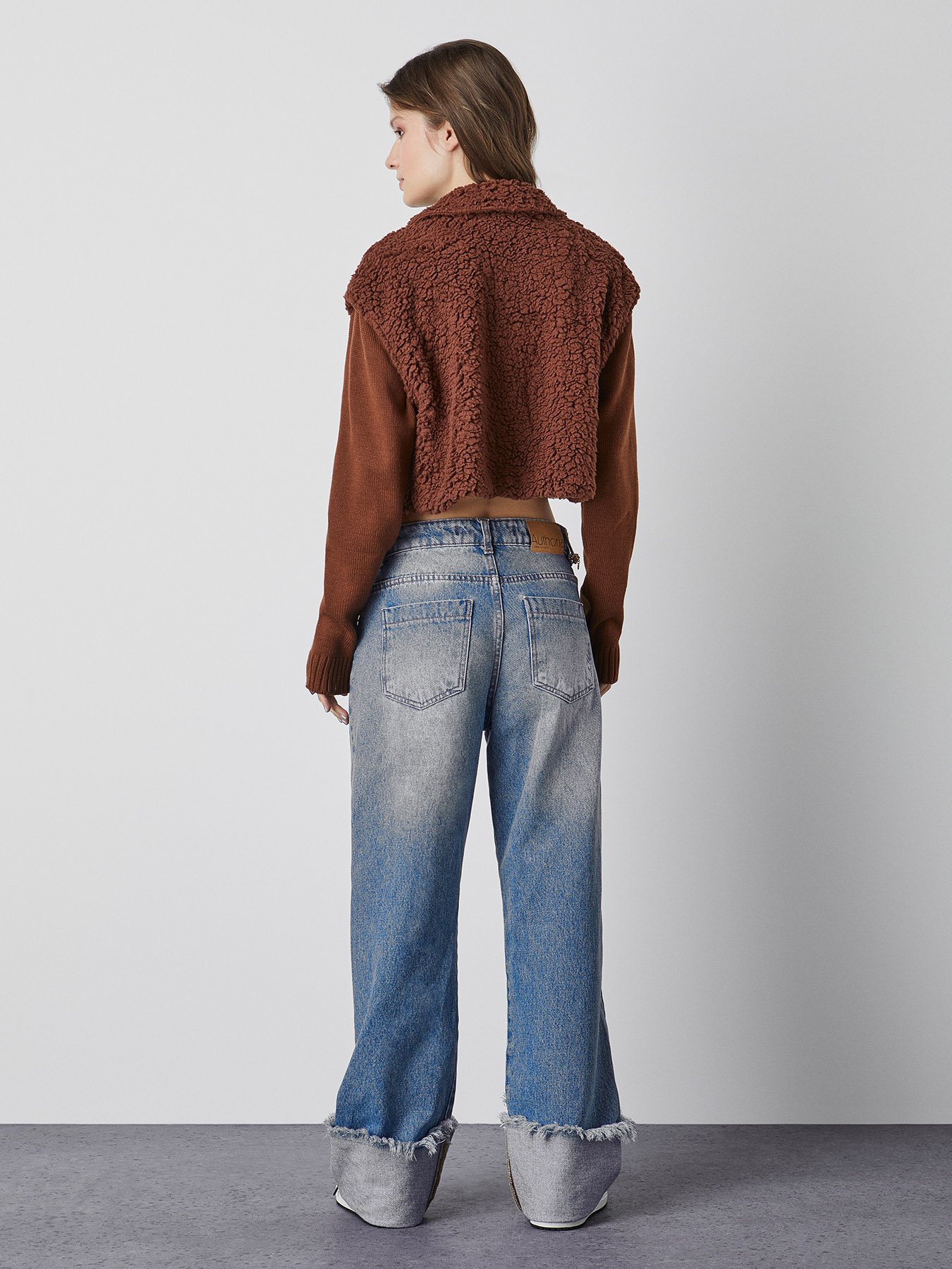 Casaco Cropped de Pelo