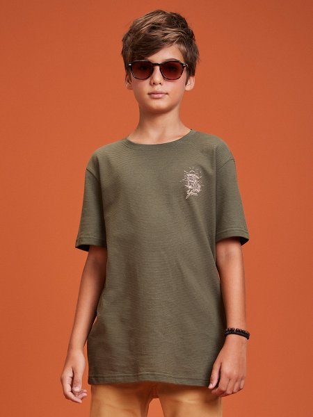 Camiseta Essentials Verde Militar