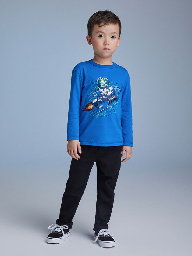 0147 camiseta i1343 calca d2298 f