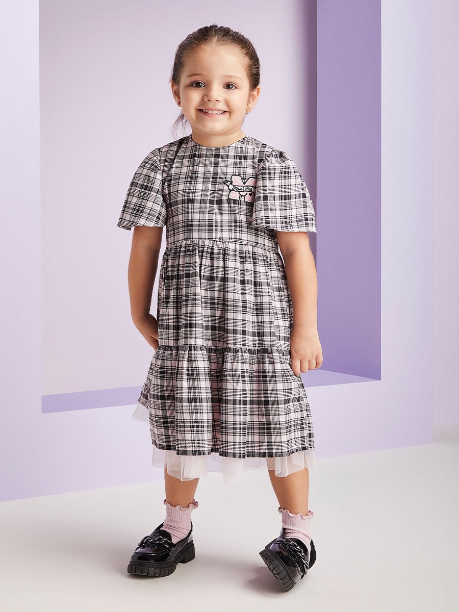 Vestido Xadrez com Barra de Tule Vestido Xadrez com Barra de Tule