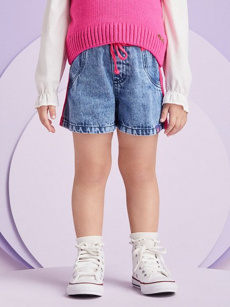 Shorts Jeans com Moletom Rosa