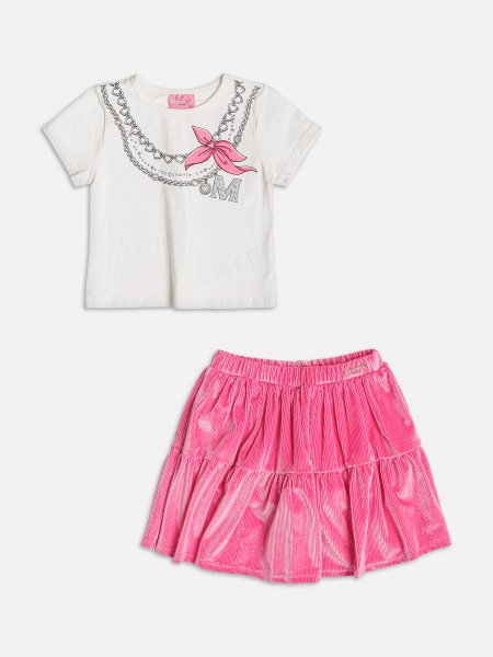 Conjunto Blusa Manga Curta e Saia