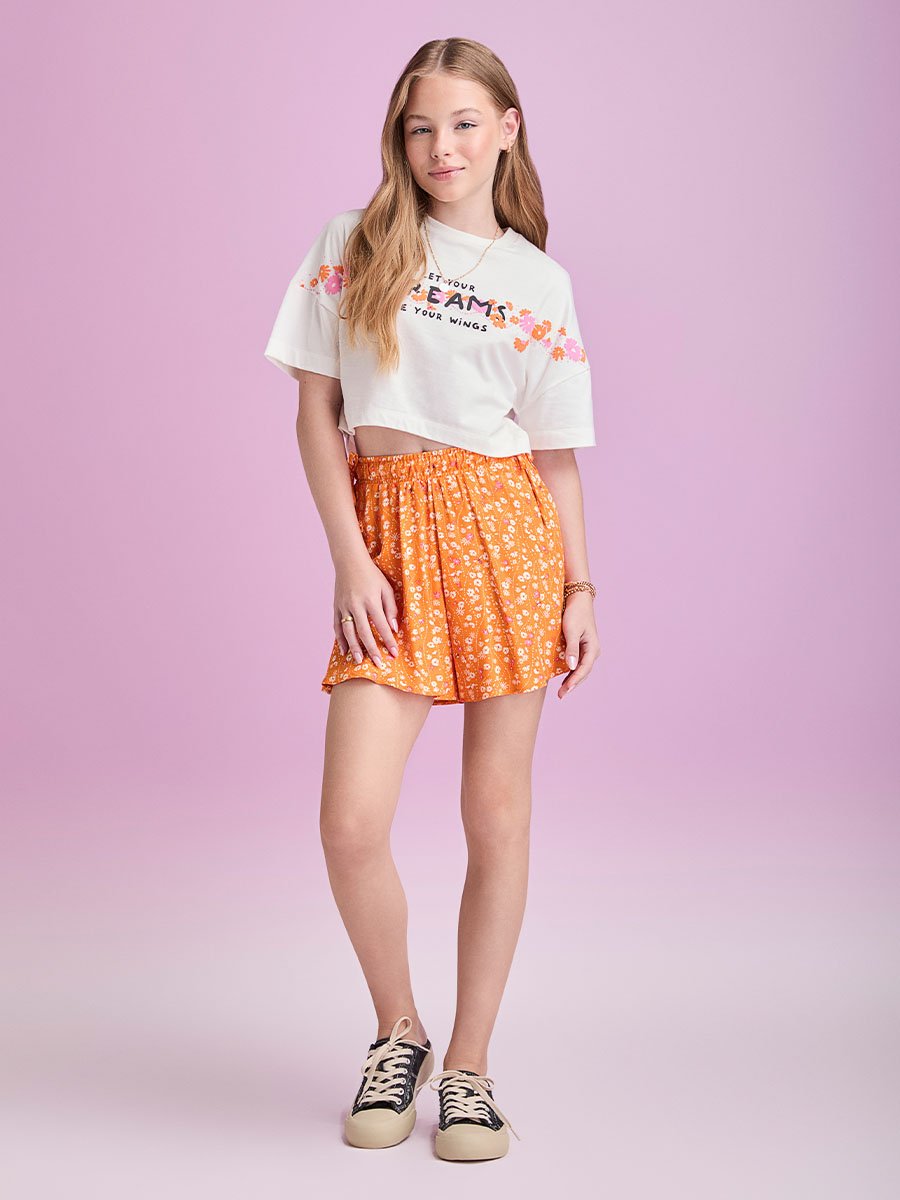 Short Laranja Floral com Abelhas