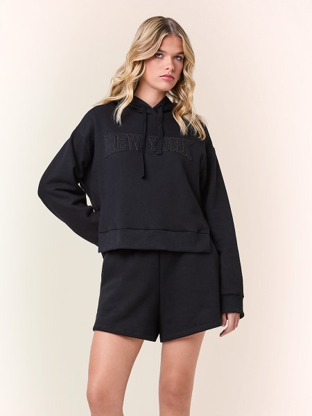 Casaco de Moletom com Bordado Frontal