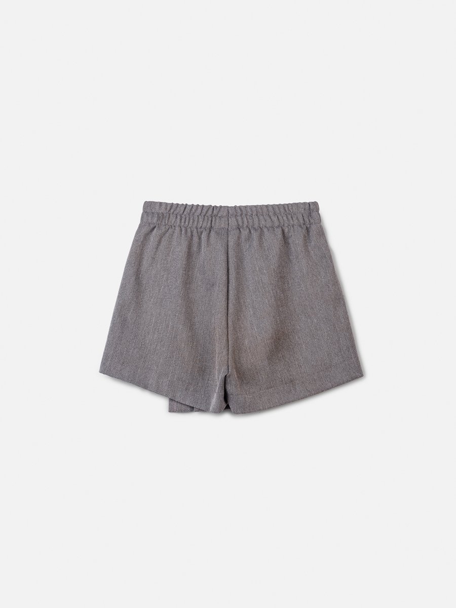 Short Saia Risca de Giz com Pregas