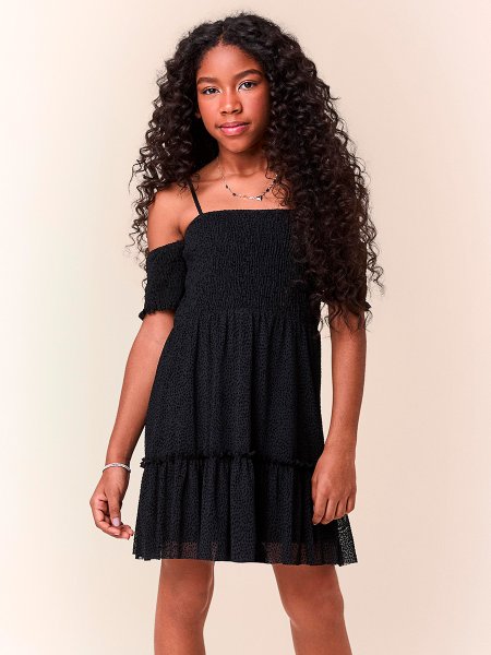 Vestido de Tule com Babado