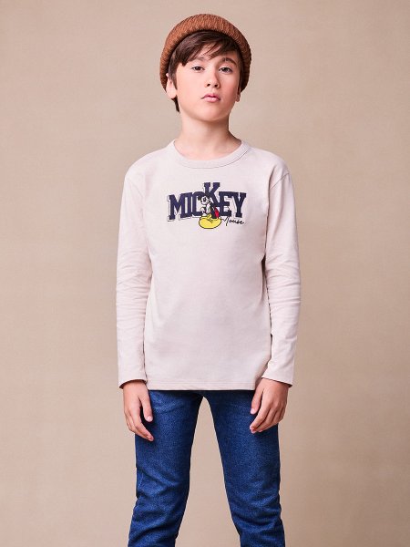 Camiseta com Bordado do Mickey