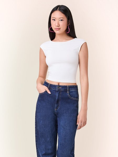 Blusa Off White com Decote nas Costas