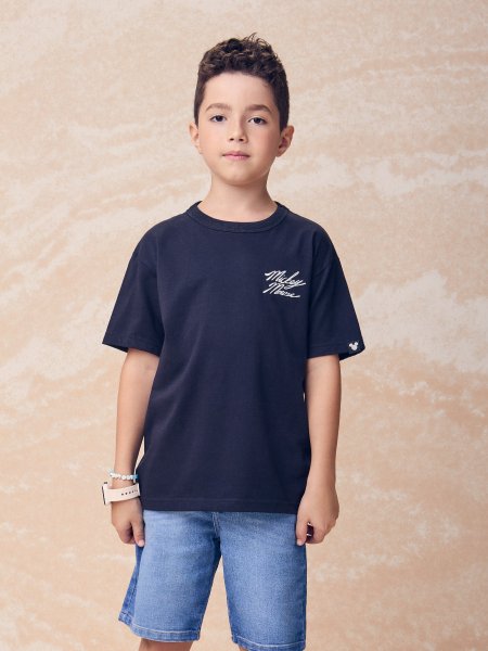 Camiseta Preta do Mickey Mouse