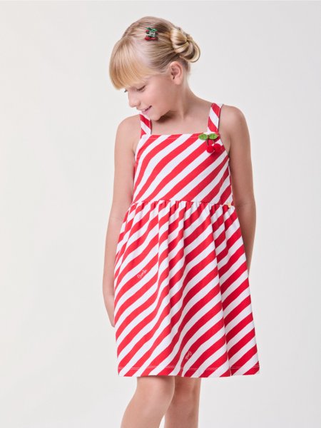 Vestido Vermelho Listrado com Patch de Cerejas