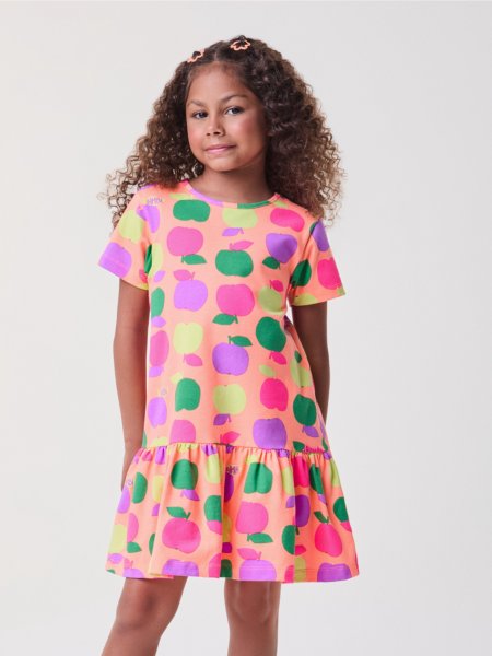 Vestido com Maçãs Coloridas