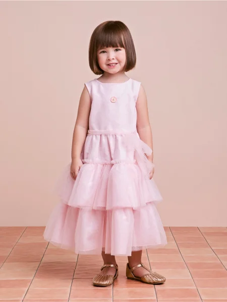 Vestido de Tule com Brilho