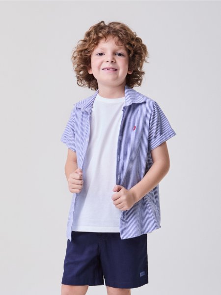 Camisa Manga Curta com Listras Azuis