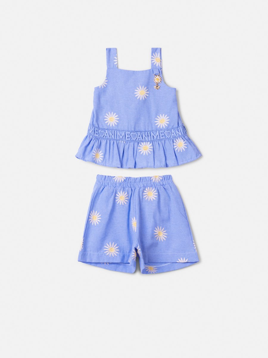 Conjunto Azul com Flores Bordadas