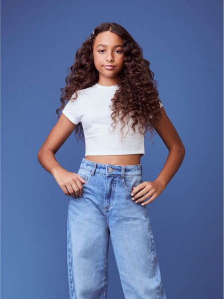 Blusa Baby Tee Off com Ursinho em Strass