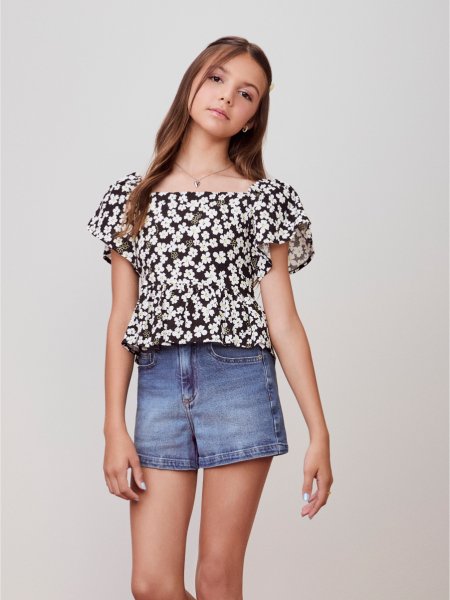 Blusa Preta Anarrugada Floral