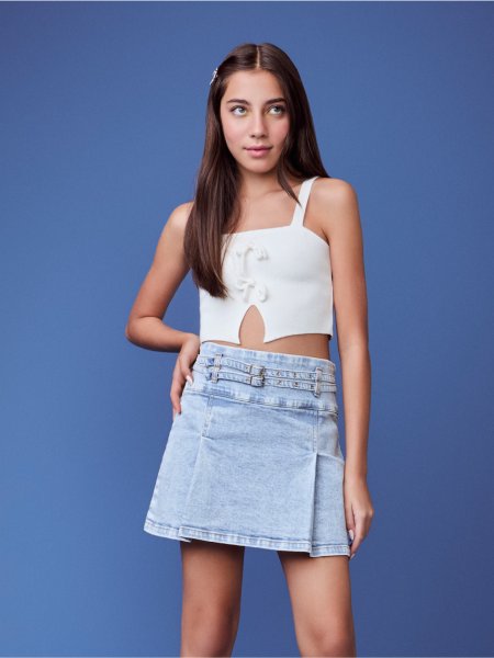 Top de Tricot Off White com Laço