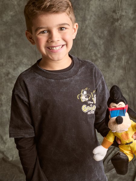 Camiseta Preta do Pateta Stand Out