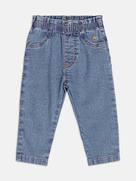 Calça Jeans com Pingente