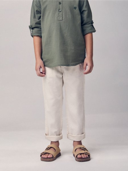 Calça de Sarja com Cadarço