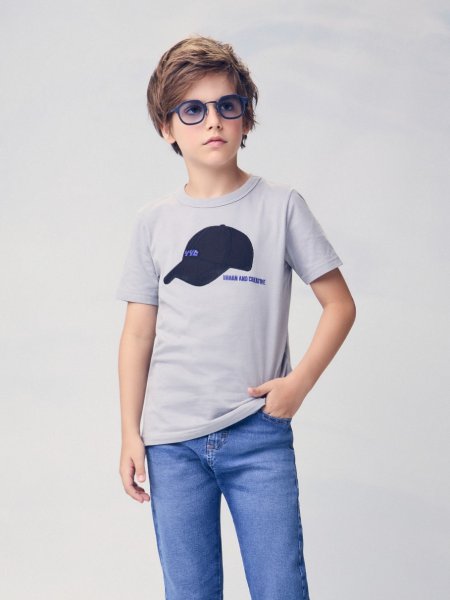Camiseta Infantil com Boné Bordado
