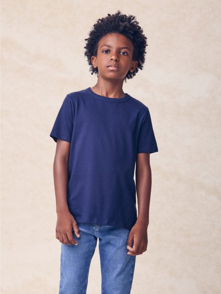 Camiseta Infantil Básica Preta com Bordado