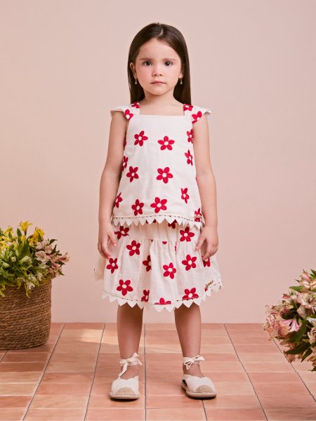Conjunto Infantil com Flores Bordadas e Renda