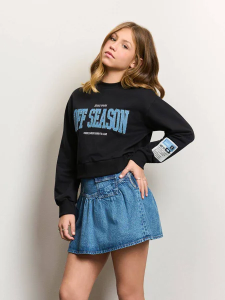 Casaco Feminino Authoria de Moletom com Lettering Bordado