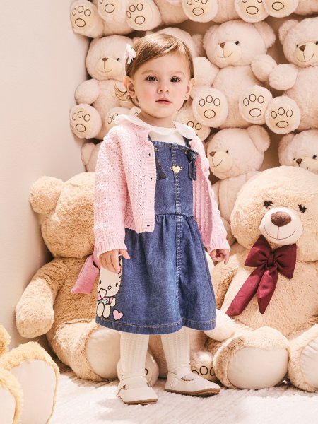 Salopete Infantil Menina Jeans da Hello Kitty