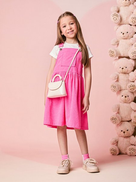 Salopete Infantil Menina Rosa de Veludo