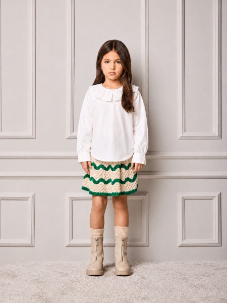 Camisa Infantil Menina Animê com Gola de Babado