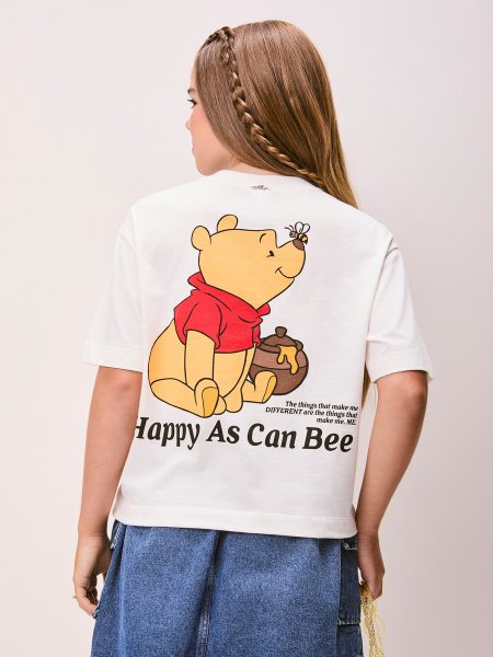 T-Shirt Feminina Disney Ursinho Pooh com Patch de Brilho Authoria