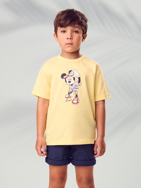 Camiseta Infantil Menino Mickey de Óculos Estampa Costas Youccie